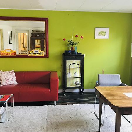 Bed and Breakfast De Fryske Wyn Ferwerd Екстер'єр фото
